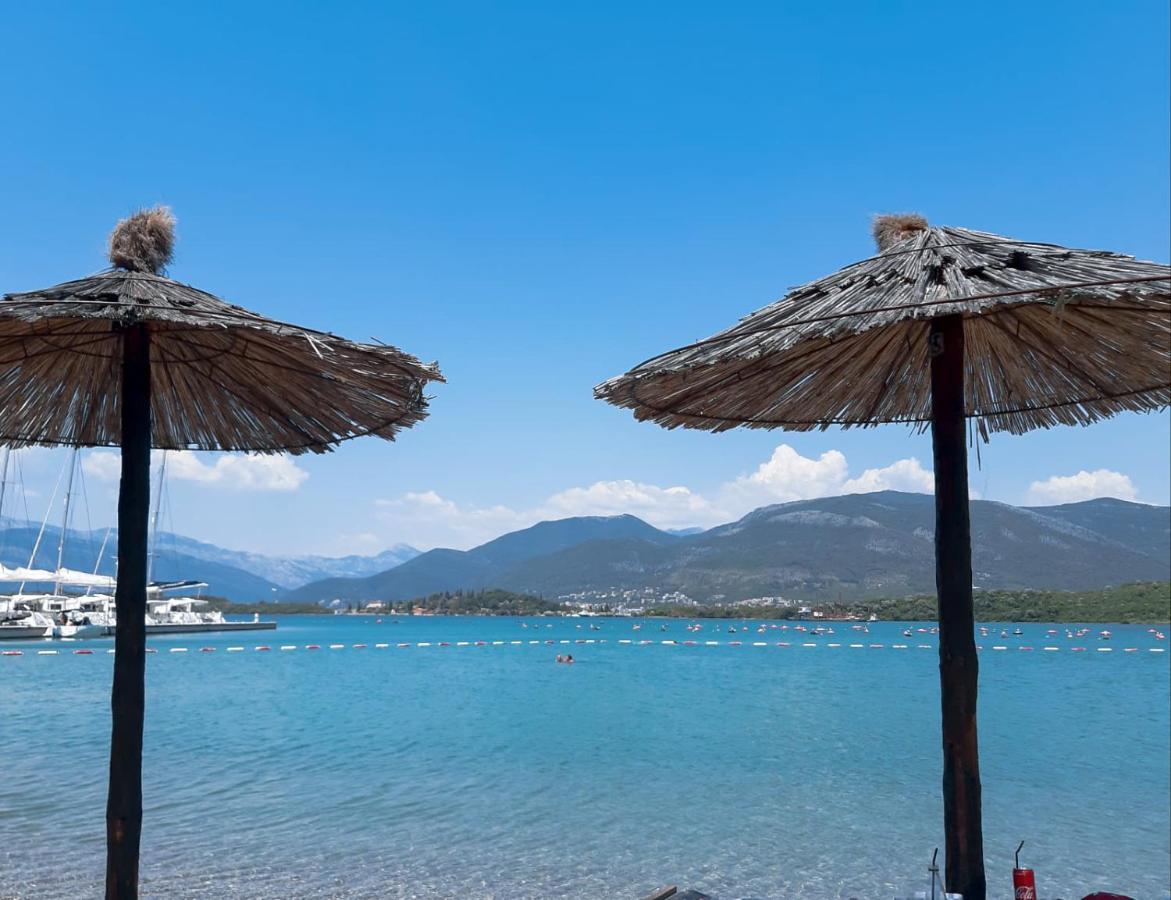Adriabay Studio Tivat Bagian luar foto