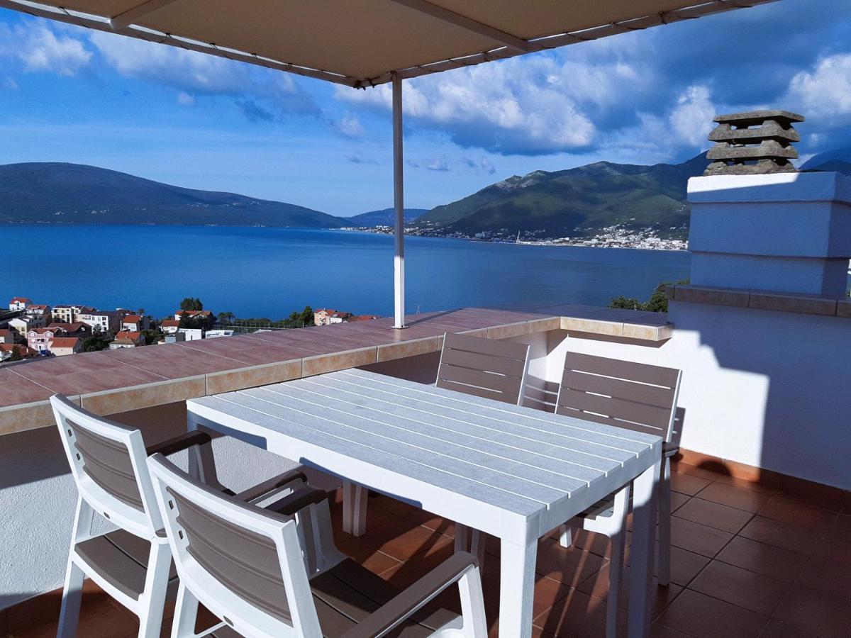 Adriabay Studio Tivat Bagian luar foto
