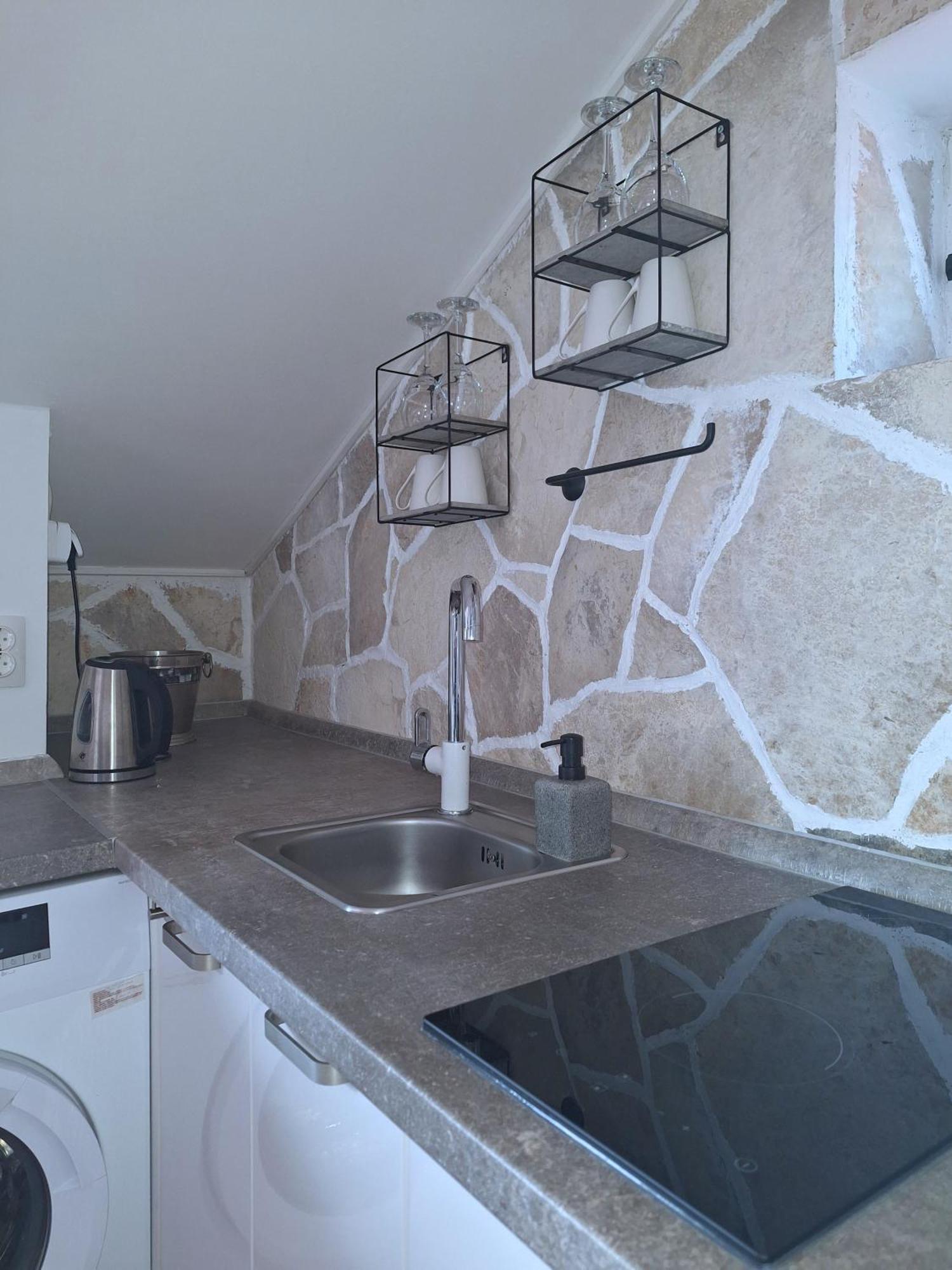Adriabay Studio Tivat Bagian luar foto